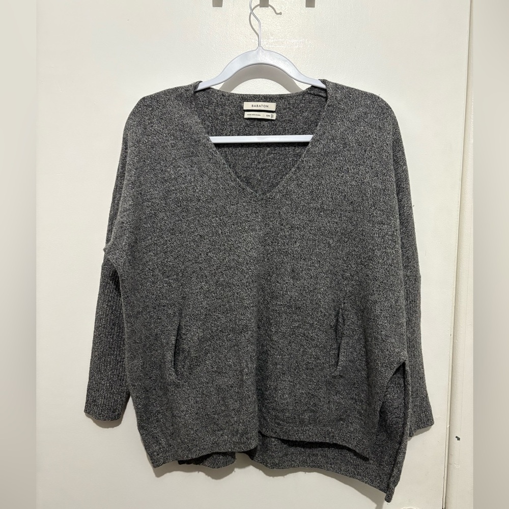 Aritzia|Babaton Gray V-Neck Sweater